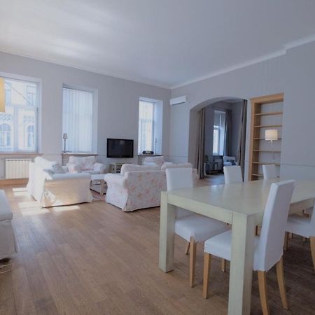 Great 144 Sq.M. Apartment In The Center Of Kyjev Exteriér fotografie