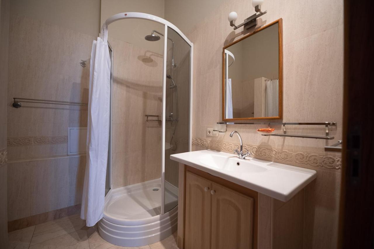 Great 144 Sq.M. Apartment In The Center Of Kyjev Exteriér fotografie
