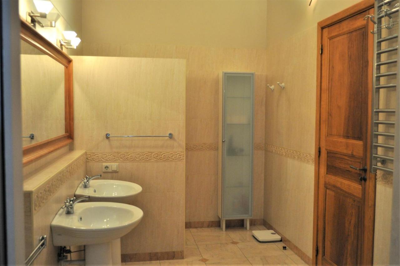 Great 144 Sq.M. Apartment In The Center Of Kyjev Exteriér fotografie